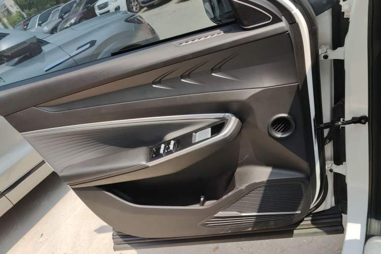 Used Geely Auto Emgrand X7 Sport 2023 Boyue COOL 1.5TD Smart Connectivity Model
