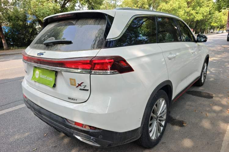 Used Oshan X7 PLUS 2022 1.5T Blue Whale Edition Automatic Geeker Navigation Model
