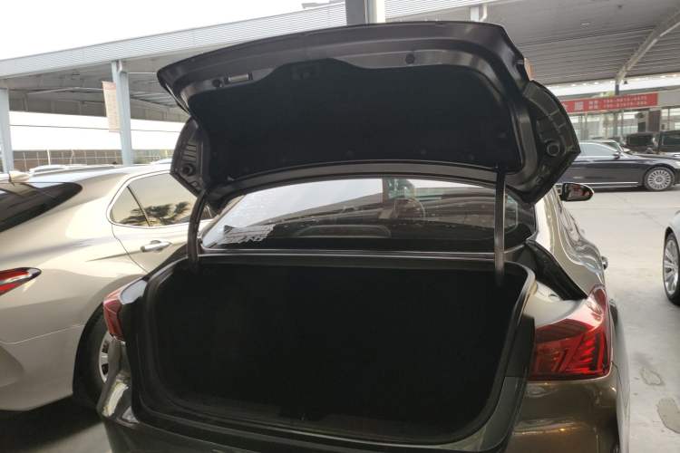 Used Changan Eado 2023 Changan Edition PLUS Blue Whale NE 1.4T GDI DCT Prestige Version