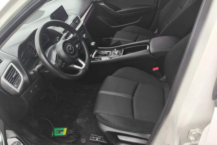 Used Mazda Mazda 3 Axela 2017 Sedan 1.5L Automatic Luxury Model Emission Standard China V
