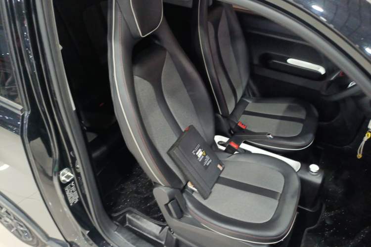 Used Wuling Hongguang MINIEV 2022 GAMEBOY 300km Enthusiast Model with Lithium Iron Phosphate