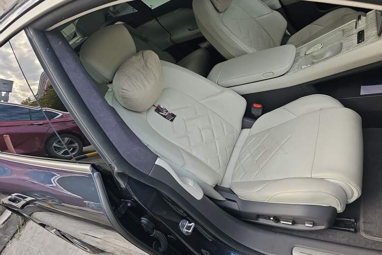 Used Nio ET7 2022 100kWh First Edition
