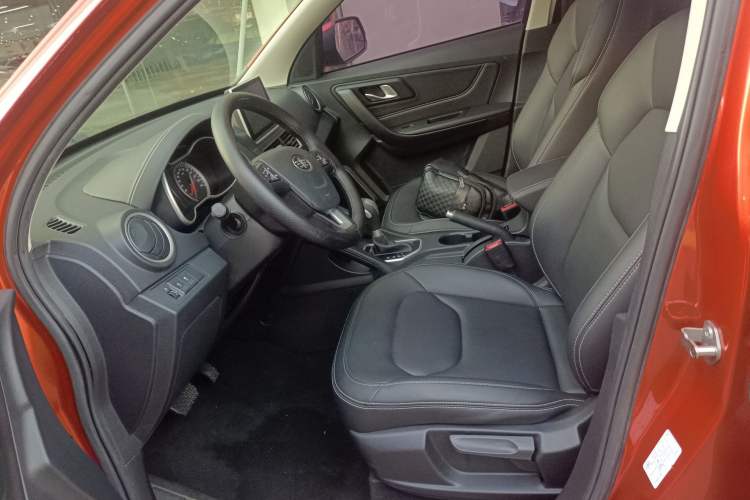 Used Bestune X40 2018 Internet Celebrity Edition 1.6L Automatic Luxury Version
