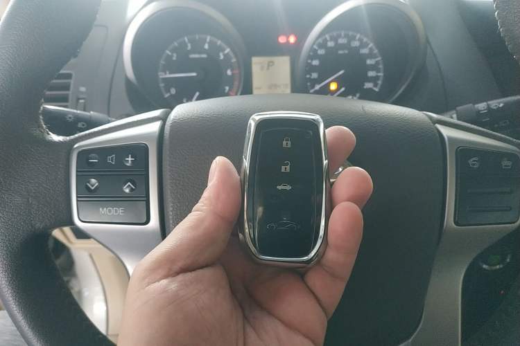 Used Toyota Prado 2015 2.7L Automatic Standard Edition
