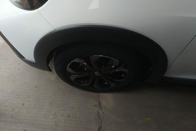 Used Honda LIFE 2021 1.5L CVT CRO-SS Fun Edition
