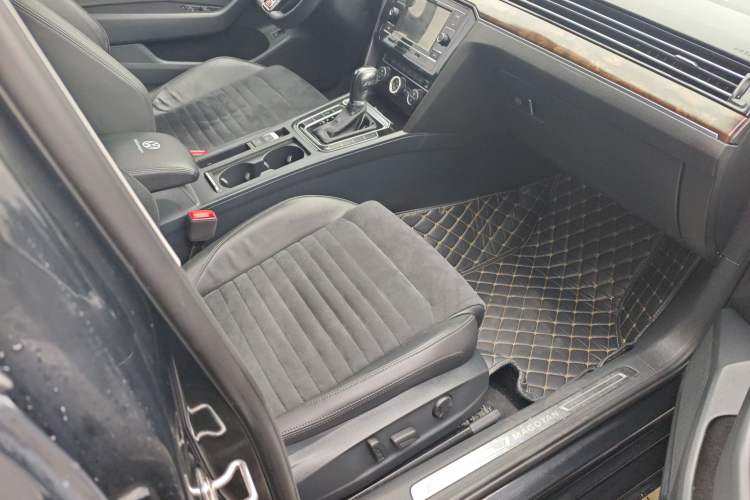 Used Volkswagen Magotan 2018 330TSI DSG Luxury Model
