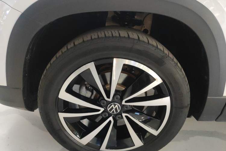 Used Volkswagen Tharu 2021 280TSI Two-Wheel-Drive Luxury Plus Edition
