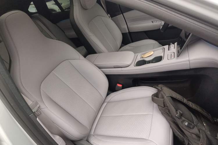 Used Nio EC6 2023 75 kWh