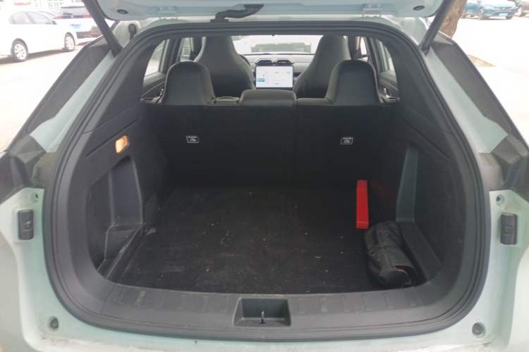 Used  06 2025 Model 520km