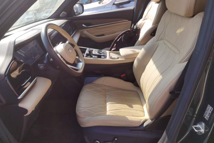 Used Geely Auto Monjaro L 2025 Dongfang Yao 2.0TD Automatic All-Wheel-Drive Wangyue Edition
