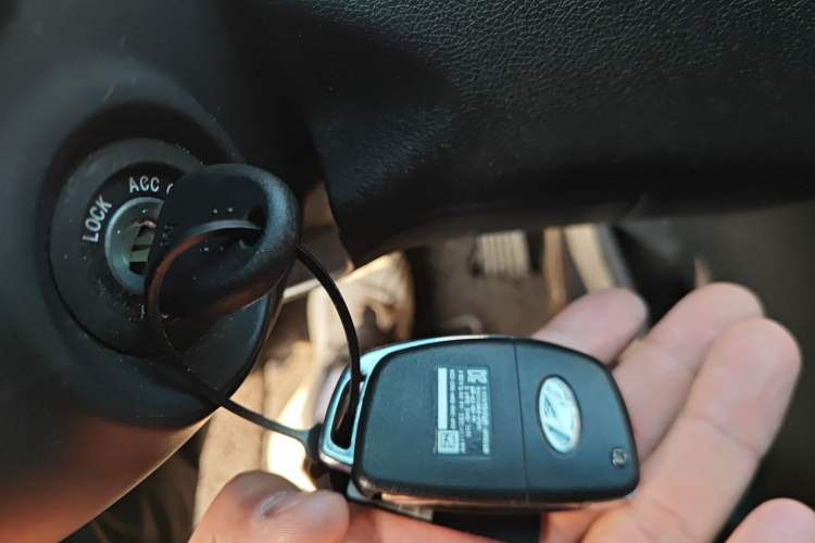 Used Hyundai Elantra (5th Generation / Langdong) 2015 1.6L Manual Fashion Edition
