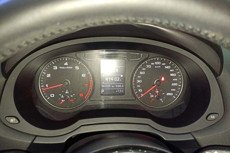 Used Audi Q3 2017 30 TFSI Fashion Model
