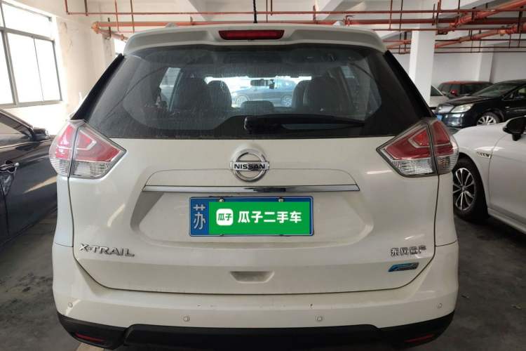 Used Nissan X-Trail 2015 2.0L CVT Comfort MAX Edition 2WD
