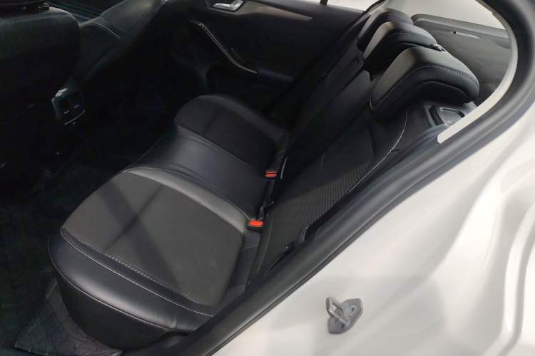 Used Ford Focus 2020 Sedan EcoBoost 180 Automatic Trend Edition
