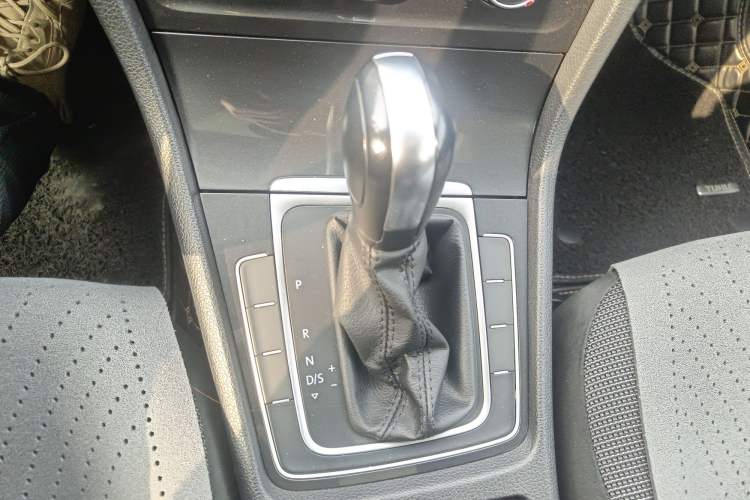 Used Volkswagen Golf 2018 1.6L Automatic Comfort Model