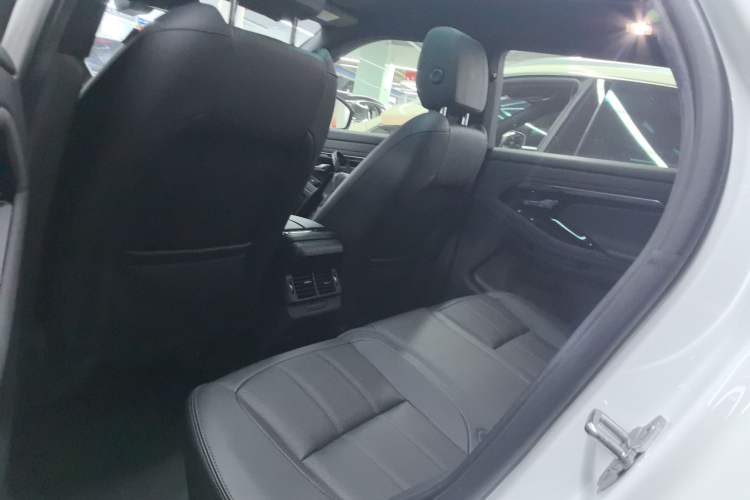 Used Land Rover Range Rover Evoque 2020 249 PS R-DYNAMIC S Sport Edition
