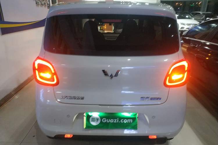 Used Wuling Hongguang MINIEV 2025 Four-Door Version Advanced Edition
