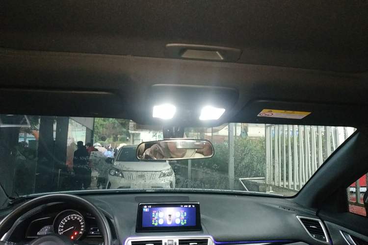 Used Mazda CX-4 2018 2.0L Automatic Two-Wheel Drive Blue Sky Dynamic Version China V Standard
