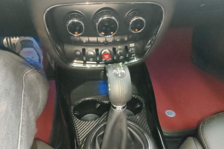 Used  Clubman 2018 1.5T COOPER Artist