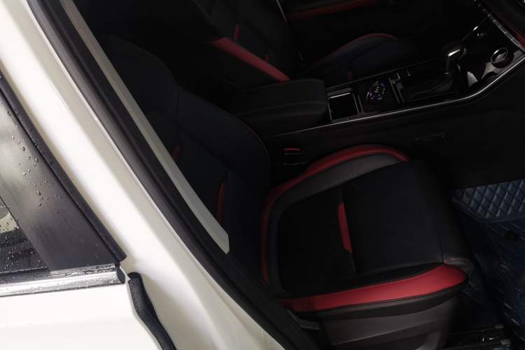 Used Chery Tiggo 5x 2021 Superhero Edition 1.5L CVT Luxury Model
