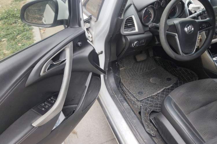 Used Buick GT 2014 XT 1.6L Automatic Fashion Edition