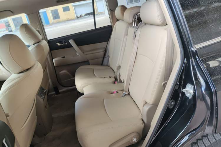 Used Toyota Highlander 2012 2.7L Two-Wheel Drive 7-Seater Elite Edition
