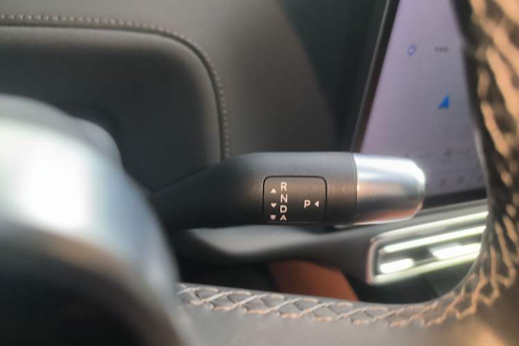 Used Li Auto L8 2023 Max model
