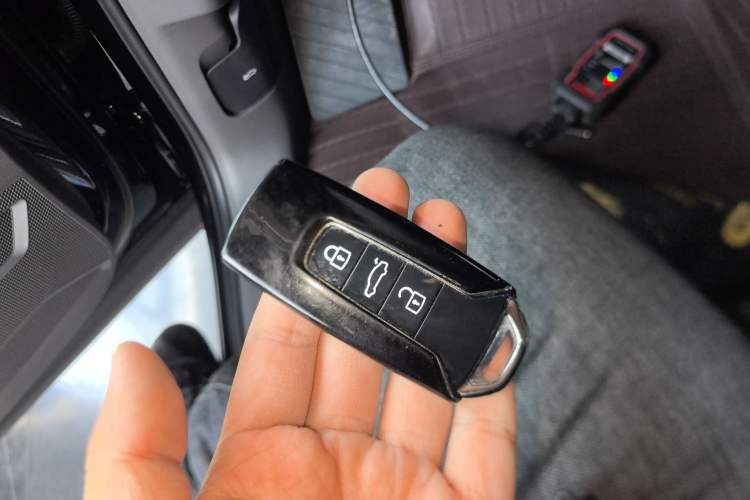 Used Volkswagen Touareg 2022 3.0 TSI Luxury Edition Black Diamond Sport Package
