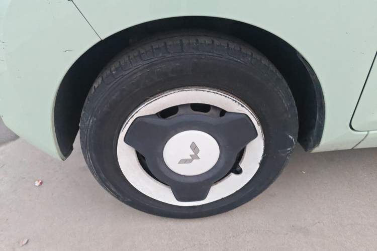 Used Wuling Hongguang MINIEV 2021 Macaron Premium Model – Lithium Iron Phosphate
