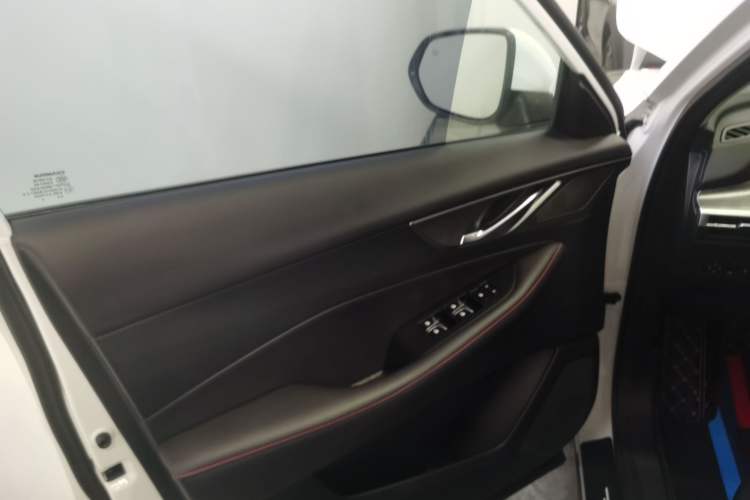 Used Changan CS35PLUS 2021 Revised Version Blue Whale NE 1.4T DCT Luxury Edition
