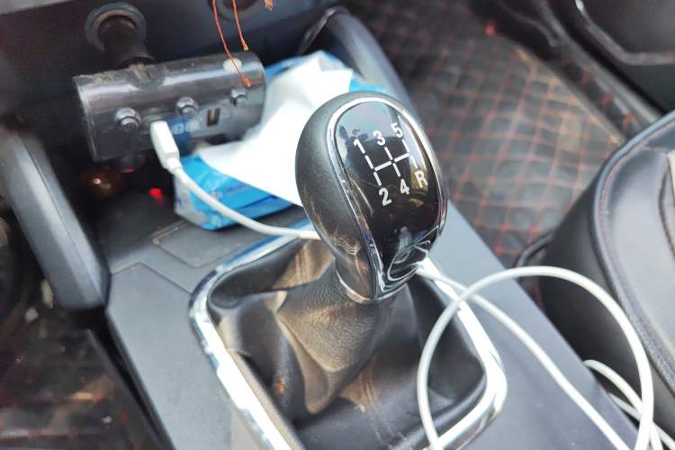 Used Geely Auto GX7 2015 Classic Edition 1.8L Manual Elite Model China V Standard