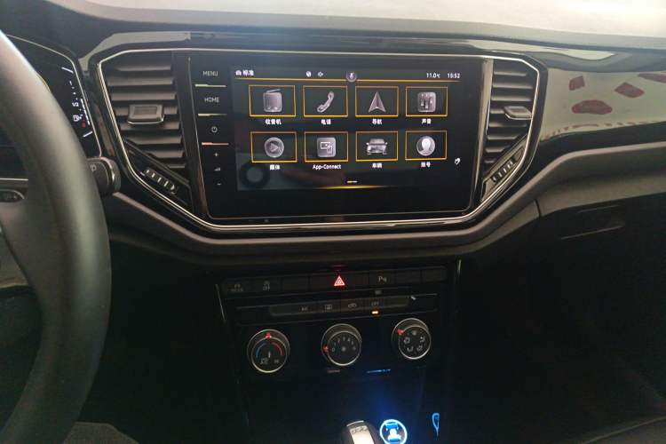 Used Volkswagen T-ROC 2022 280TSI DSG Two-Wheel Drive Elite PLUS
