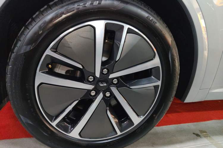 Used Li Auto L8 2024 Max
