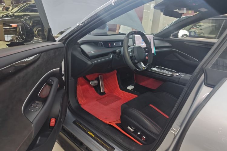 Used  SU7 Ultra 2025 Ultra Model
