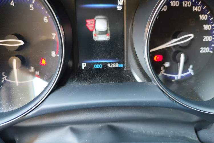 Used Toyota IZOA 2022 2.0L Yixing Version
