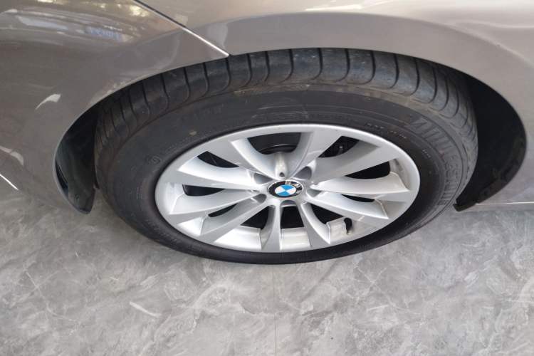 Used BMW 3 Series GT 2016 320i Fashion Model
