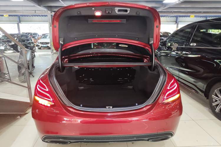 Used Mercedes-Benz C-Class 2017 Restyled C 200 Sport Edition