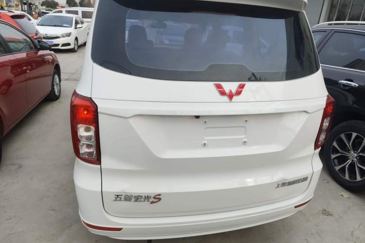Used Wuling Hongguang 2021 1.5L Revised S Standard Version Hydraulic-Power-Assisted LAR