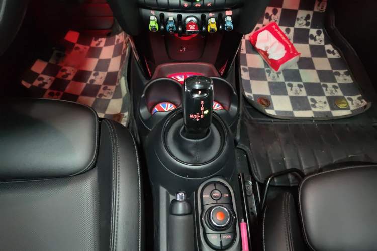 Used MINI MINI 2019 1.5T COOPER Classic Edition Five-Door Version