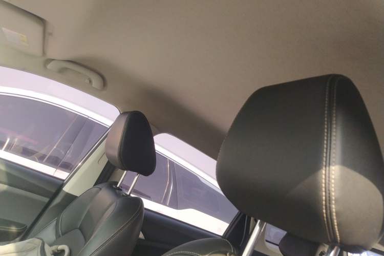 Used Baojun 530 2021 Global Car Anniversary Edition 1.5T CVT Luxury Model 7 Seats
