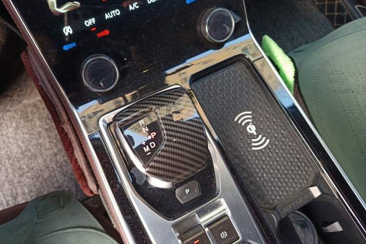 Used JETOUR X90 2022 Zilong 2.0T DCT Changsheng Edition 7-Seater
