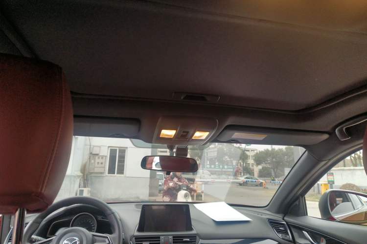 Used Mazda CX-4 2020 2.0L Automatic Two-Wheel Drive Blue Sky Dynamic Edition
