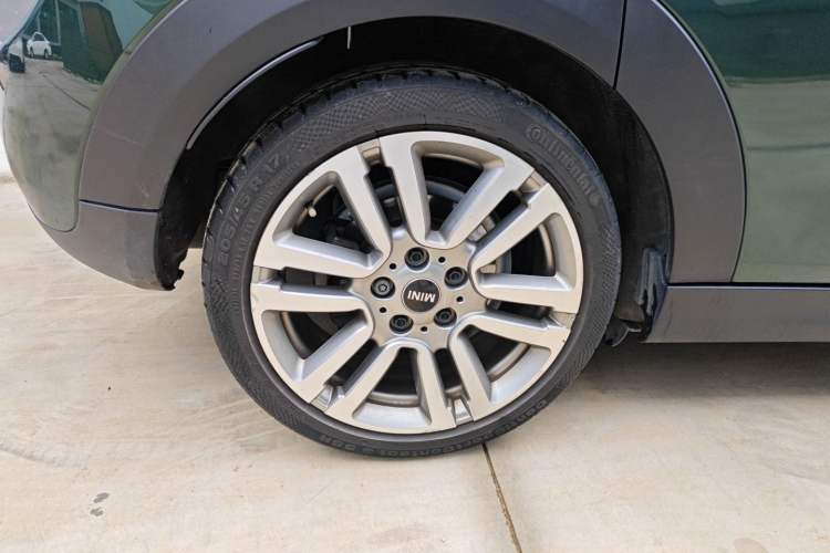 Used  MINI 2016 1.5T COOPER SEVEN Five-Door Edition
