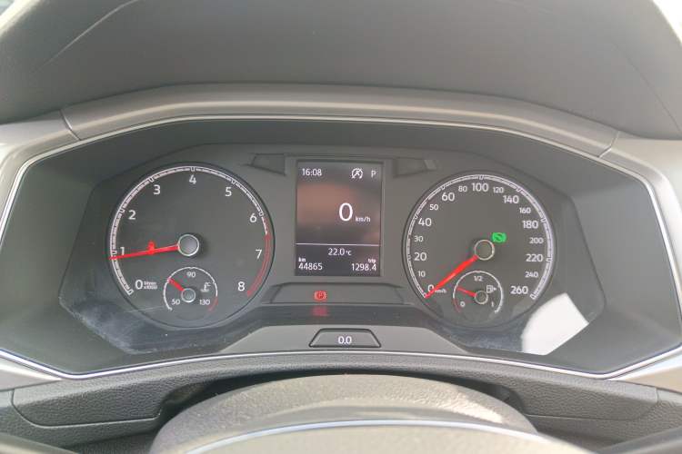 Used Volkswagen T-ROC 2020 230TSI DSG Two-Wheel Drive Advanced Version