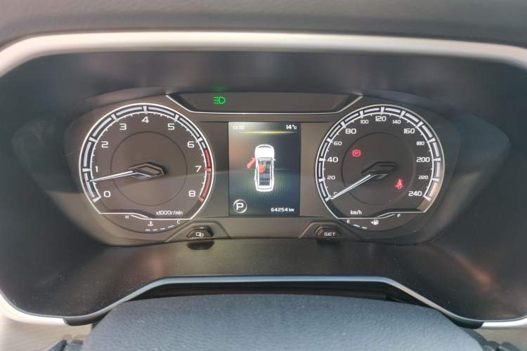 Used Geely Auto Vision X6 2020 1.4T CVT Luxury Edition
