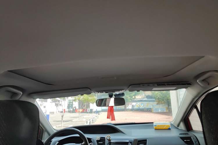 Used Honda Civic 2014 1.8L automatic comfort version
