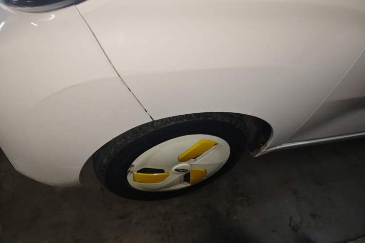 Used Chery QQ Ice Cream 2022 170km Sundae Phosphate Lithium-Ion
