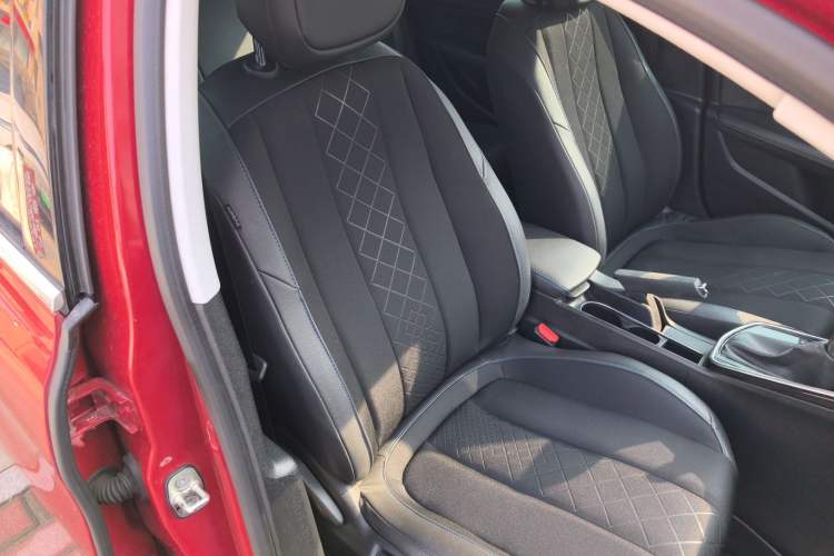 Used Peugeot 308 2016 1.6L Automatic Luxury Edition