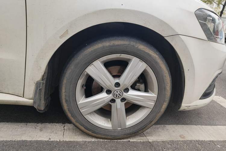 Used Volkswagen Lavida 2017 1.6L Automatic Fashion Edition
