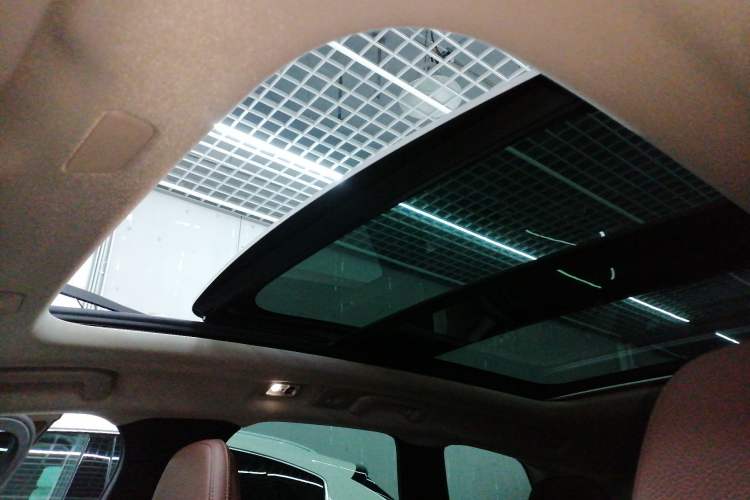 Used Volvo XC60 2019 T5 4x4 Zhiyuan Edition China VI Standard
